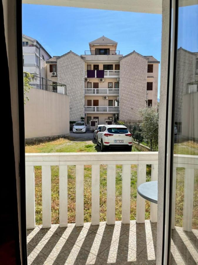 ホテルVila Monte ブドヴァ エクステリア 写真
