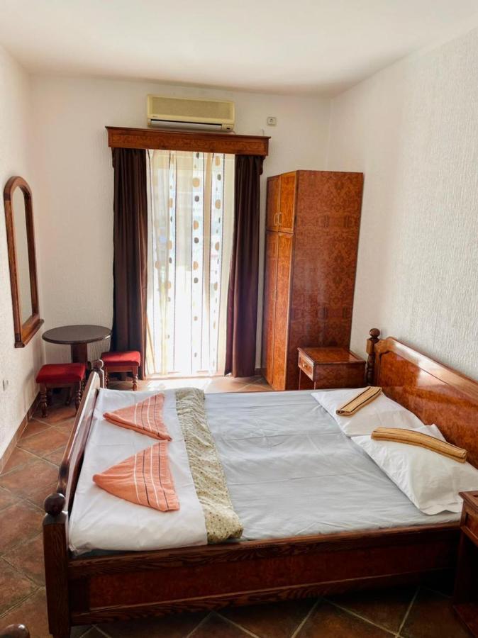 ホテルVila Monte ブドヴァ エクステリア 写真