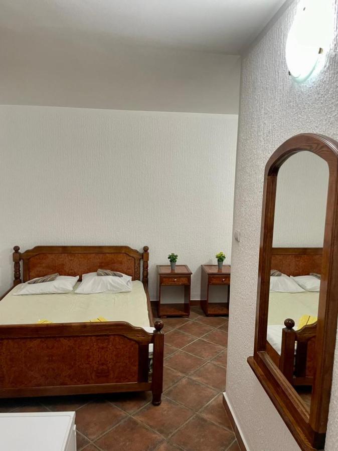 ホテルVila Monte ブドヴァ エクステリア 写真