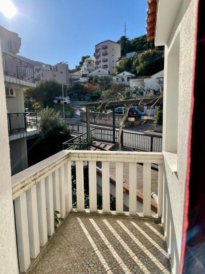 ホテルVila Monte ブドヴァ エクステリア 写真