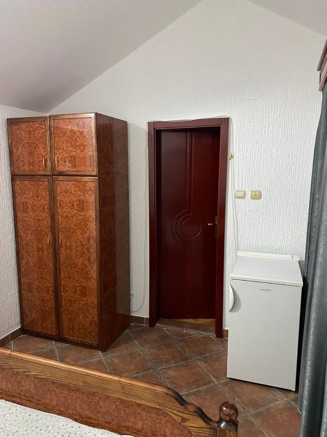 ホテルVila Monte ブドヴァ エクステリア 写真
