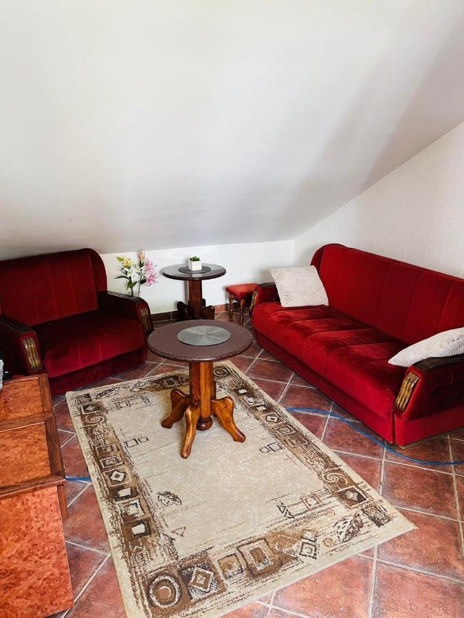 ホテルVila Monte ブドヴァ エクステリア 写真